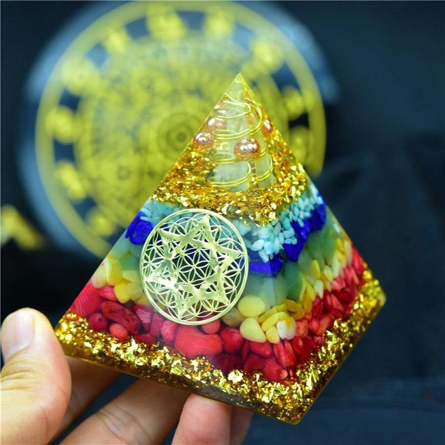 Orgonite, pyramide des sept chakras