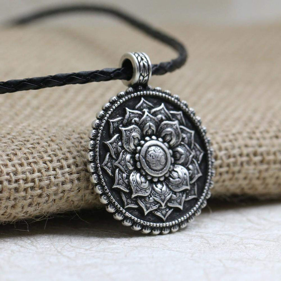 Pendentif fleur sacré tibetain