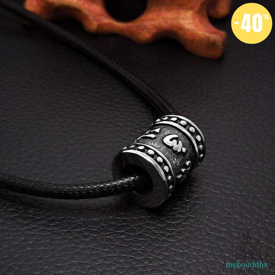 Pendentif om mani padme hum en métal précieux : titane