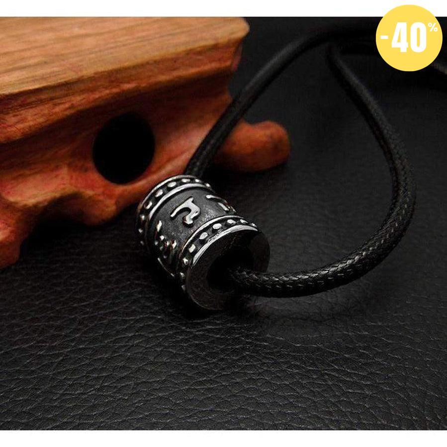 Pendentif om mani padme hum en métal précieux : titane