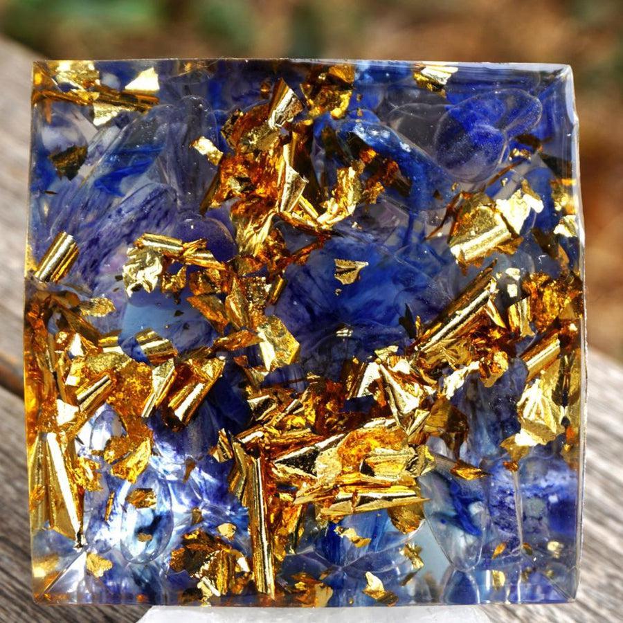 Pyramide Orgonite Améthyste et Quartz bleu