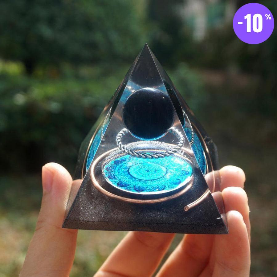 Pyramide Orgonite Obsidienne noire et cuivre