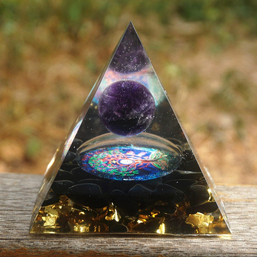 Pyramide Orgonite sphère Améthyste, Cristal et Obsidienne